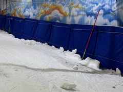 -乔波室内滑雪场