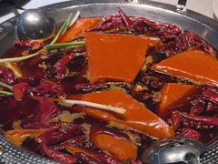-巴国妹子毛肚火锅(蓝光悦城店)