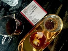 -UNI UNI(环亚凯瑟琳店)