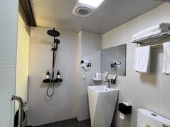 -晴天里酒店(春熙路太古里店)