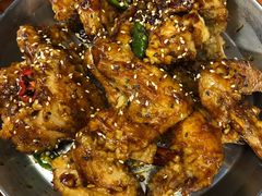 -BHC炸鸡(明洞总店)