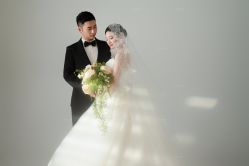 -雪中彩影婚纱摄影·微光艺术中心