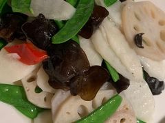 -荷塘秋月·本帮江浙菜(国权路店)