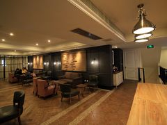 大堂-星巴克臻选(广州沙面店)