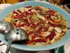 -姚姚酸菜鱼·金戈戈香港豉油鸡(喜荟城联名店)