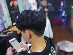 -乾健·烫染·接发SALON