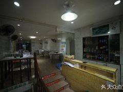 -谭记老字号跳跳蛙·香辣蟹.专注二十年(滨江店)