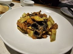 -聚友斋(陶瓷琉璃馆水晶街店)