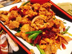 -虾弄弄海派小龙虾·牛羊蝎子火锅