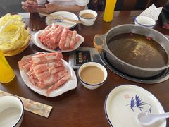 -亿诣蝎府炸酱面羊蝎子火锅(酷车小镇店)