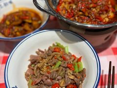 -笨豆腐居民楼菜馆•江西小炒(天津开发区店)