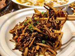 -小三峡食府(西五路店)