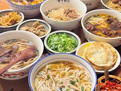 -矮子粉店1985·长沙米粉(湘春路店)