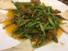 湘西小炒肉-老季市·三代非遗传承·地标美食老汁鸡(工农路店)