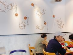 用餐区-梦花街馄饨店(中华苑店)