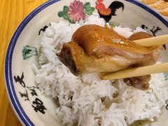 -明姨仔潮汕美食·碳炉猪脚·汕尾牛腩饭·起片鸡煲(起义路店)