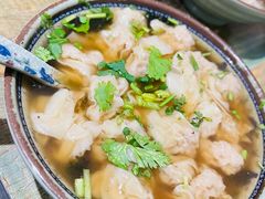 招牌野馄炖-老谢野馄饨(延安路店)