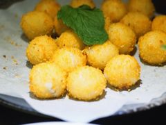 -灶丰年间(定安路店)