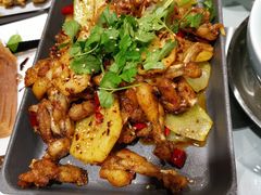 馋嘴香锅牛蛙-佬肥猫(周浦万达店)