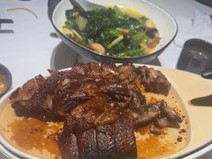 -八府香鸭·啫啫煲(华山路店)