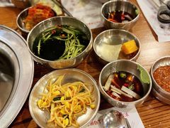 -姜虎东白丁韩国烤肉(吉利大厦店)