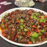 老板人很好，我们到了坐下之后不久就上菜了