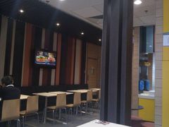 -麦当劳(容桂客运站得来速店)