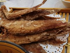 -李连贵熏肉美食酒楼(东市商贸店)