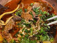 -成都你六姐·牛肉冒菜(城市集市合生汇店)