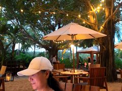 -三亚艾迪逊酒店·海滩烧烤 BARBACOA·现场乐队·浪漫晚餐·烧烤海鲜