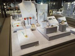 -HEFANG Jewelry何方珠宝(三里屯太古里店)