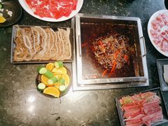 -重庆九记老火锅(广场店)