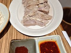 手抓羊肋条肉-贯贯吉·清真餐厅(浙江中路店)