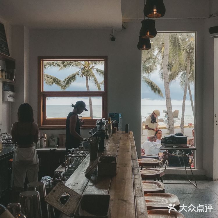万宁|日月湾最美的一家海边咖啡店☕️