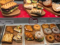 -Tims天好咖啡·贝果(东吴龙湖天街店)