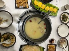 -汤宴·参须肚包鸡(南京路店)