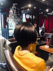 -侨治发型