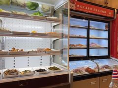 -哈尔滨小酒馆·鲜肉现穿自助烧烤(康新花园店)