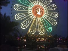 -七彩云南欢乐世界
