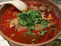 -成都你六姐·牛肉冒菜(上海环宇荟店)