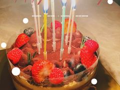 莓间欢颜提拉米苏蛋糕-TOUCH泰奇(宝杨宝龙广场店)