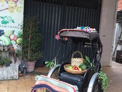 -Fresh Fruit Factory - Fruit Cuisine Restaurant