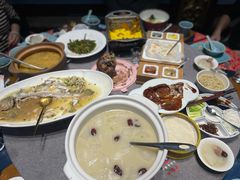 -鹊华居·地道鲁菜·海鲜·融合味(大明湖店)