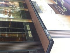 iphone_upload_pic-MIU MIU(成都太古里店)