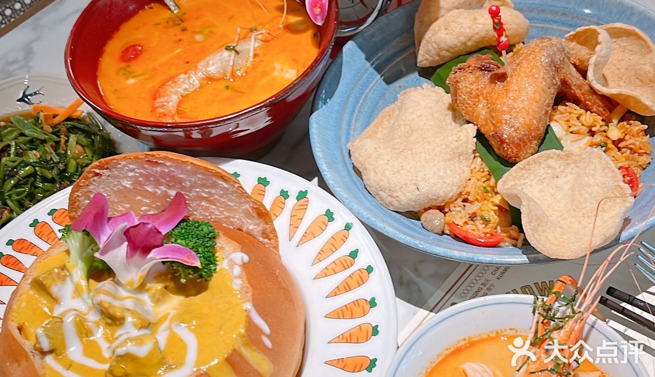 终于吃到很正的泰式饭菜啦！[加油]