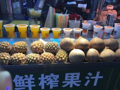 -泰龙城小吃街