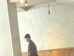 -星巴克(西藏路店)