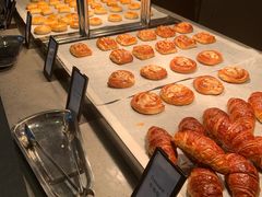 -海口绿发希尔顿酒店-田园汇自助餐·三文鱼·海鲜