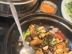 -蚝美人·生蚝海鲜烧烤(茶花园店)