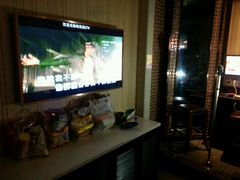 -唛客疯量贩式KTV(金飞达广场店)